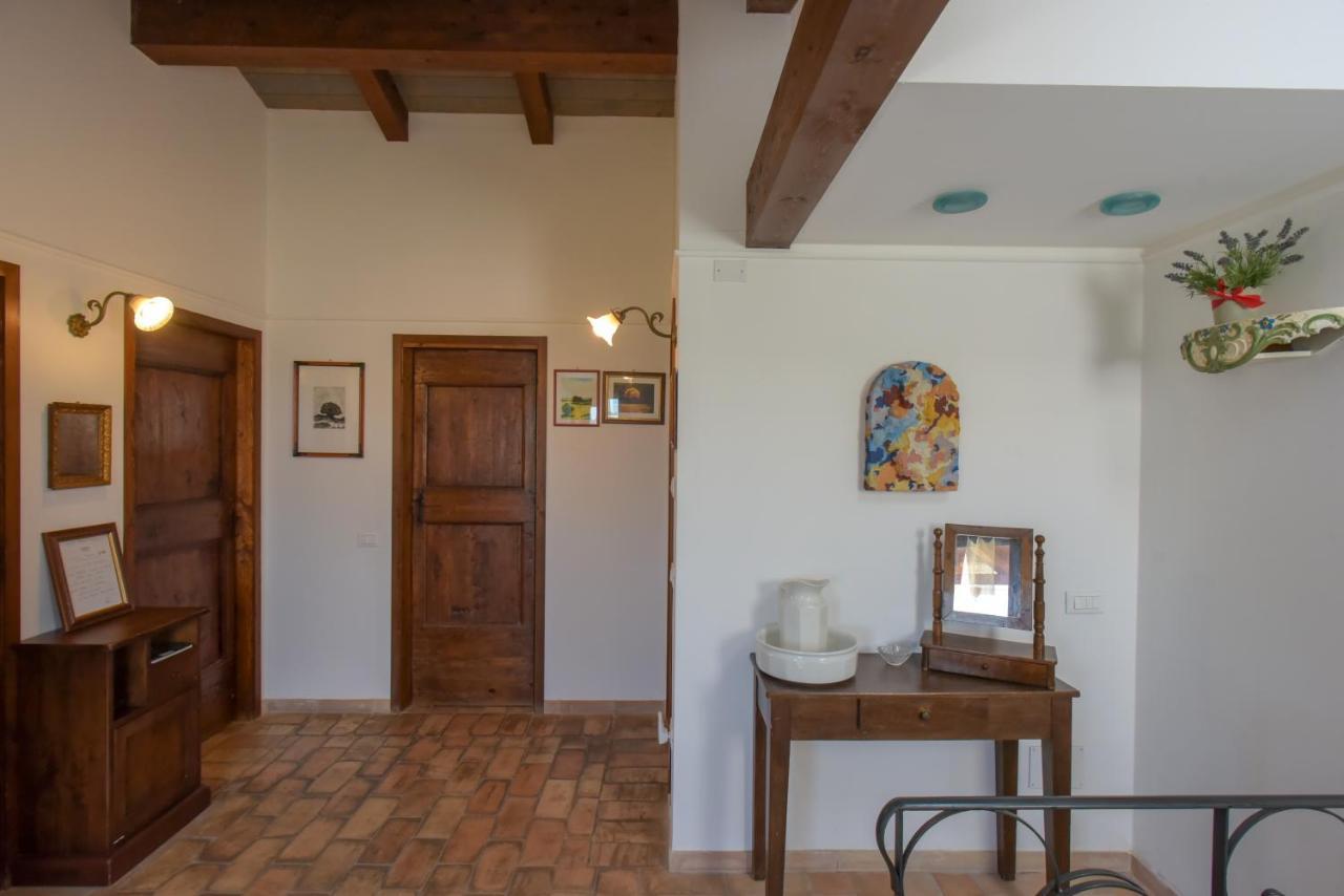 B&B Punto Magico Offagna Екстер'єр фото
